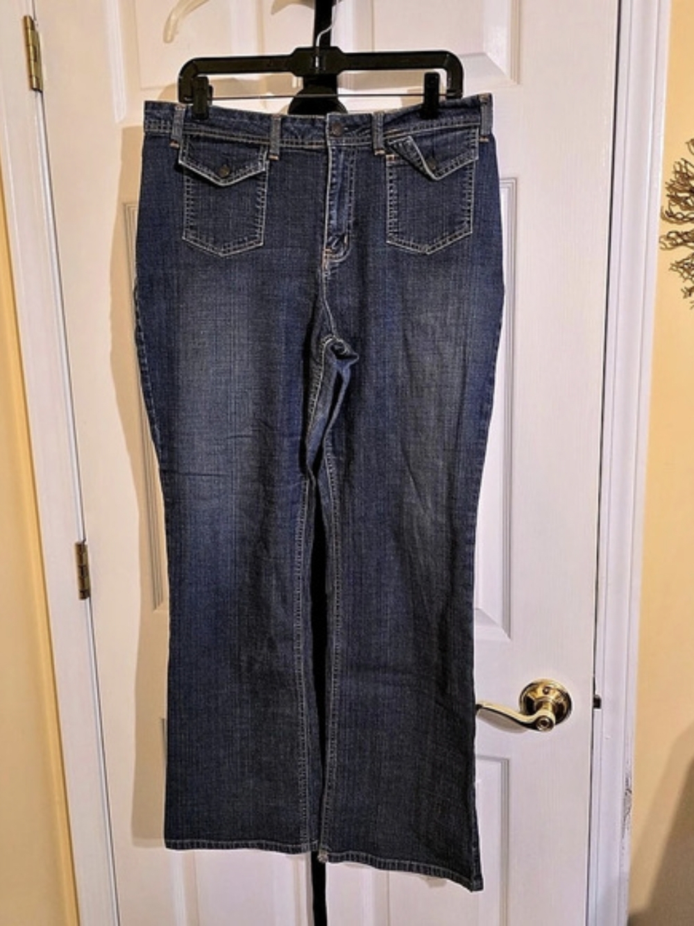 Mossimo Wide Leg Jeans in Medium Blue Waist 18W